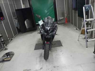 Yamaha YZF-R25 2015