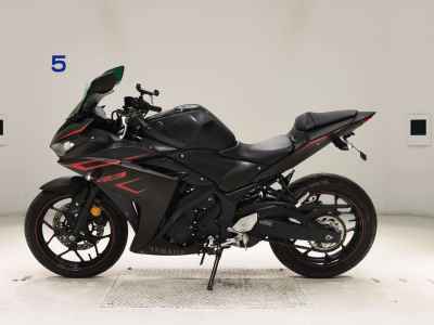 Yamaha YZF-R3 2017