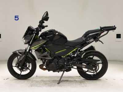 Kawasaki Z400 2023