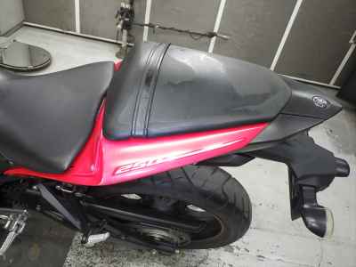Yamaha YZF-R25 2015