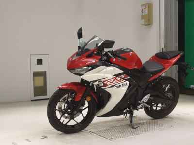 Yamaha YZF-R25 2015