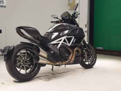 Ducati Diavel Carbon 2015