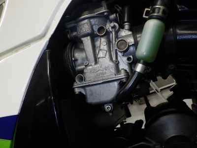 Kawasaki GPZ900R 2001