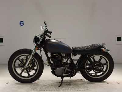 Yamaha SR400 1983
