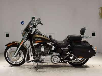 Harley-Davidson CONVERTIBLE FLSTSE1800 2011