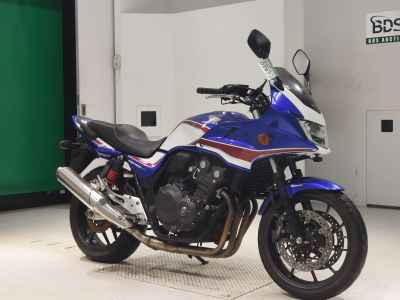 Honda CB400 Super Boldor 2020