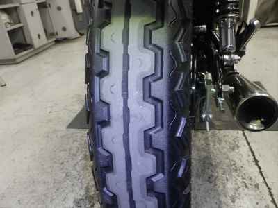 Yamaha SR400 2020