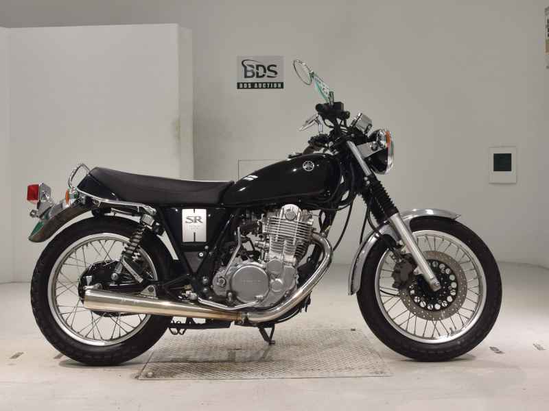 Yamaha SR400 2020
