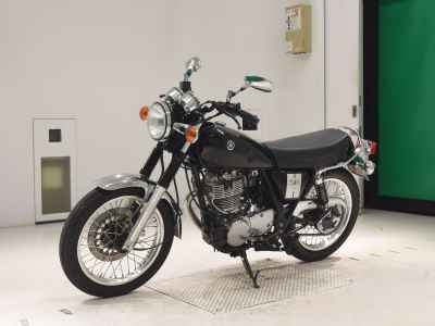 Yamaha SR400 2020