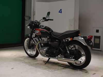 Kawasaki W400 2011