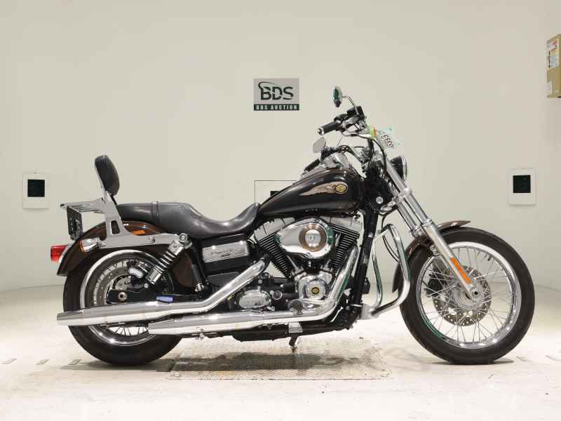 Harley-Davidson Super Glide FXDC1580 2013