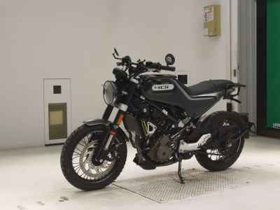 Husqvarna Svartpilen 401 2021