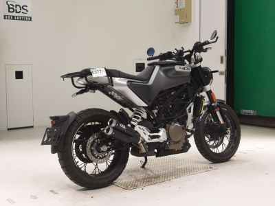 Husqvarna Svartpilen 401 2021