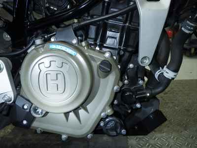 Husqvarna Svartpilen 401 2020