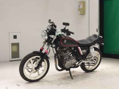 Yamaha SR400 2006