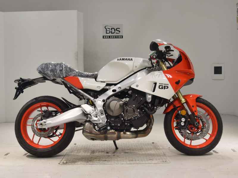 Yamaha XSR900 GP 2025