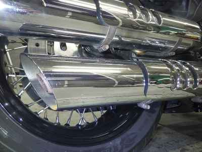 Harley-Davidson CROSS BONES FLSTSB1580 2011