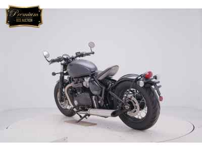 Triumph Bonneville Bobber 2021
