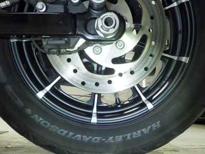 Harley-Davidson Sportster Iron XL883N 2018