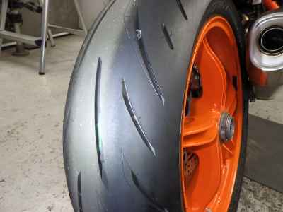KTM 1290 Super Duke R 2023