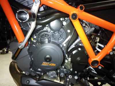KTM 1290 Super Duke R 2023