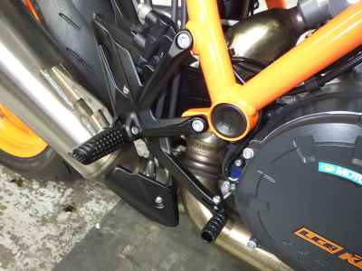 KTM 1290 Super Duke R 2023