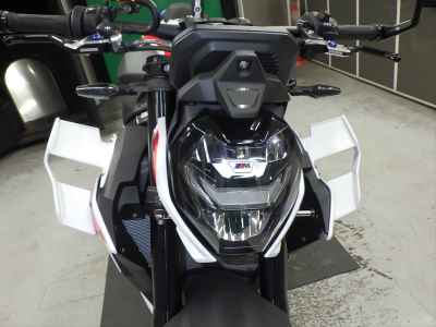 BMW M1000R 2025