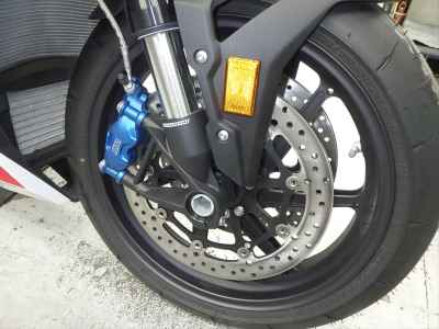 BMW M1000R 2025