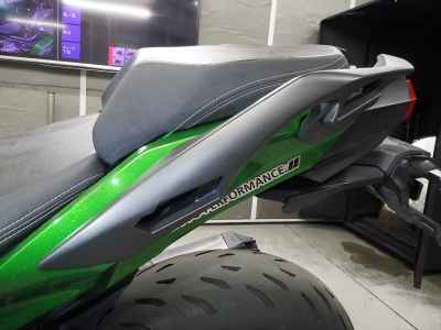 Kawasaki Ninja H2 SX 2018