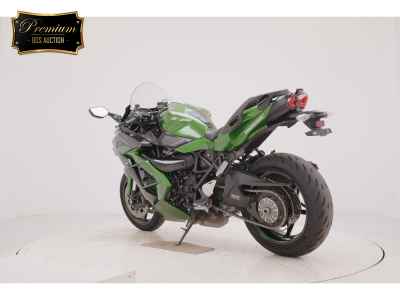 Kawasaki Ninja H2 SX 2018