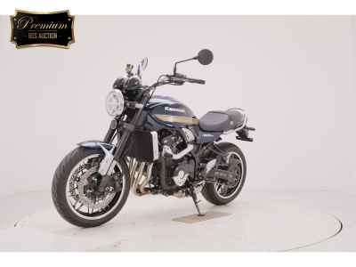 Kawasaki Z900RS 2023