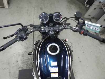 Kawasaki Z900RS 2023