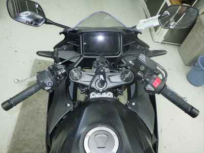 Honda CBR400R 2025