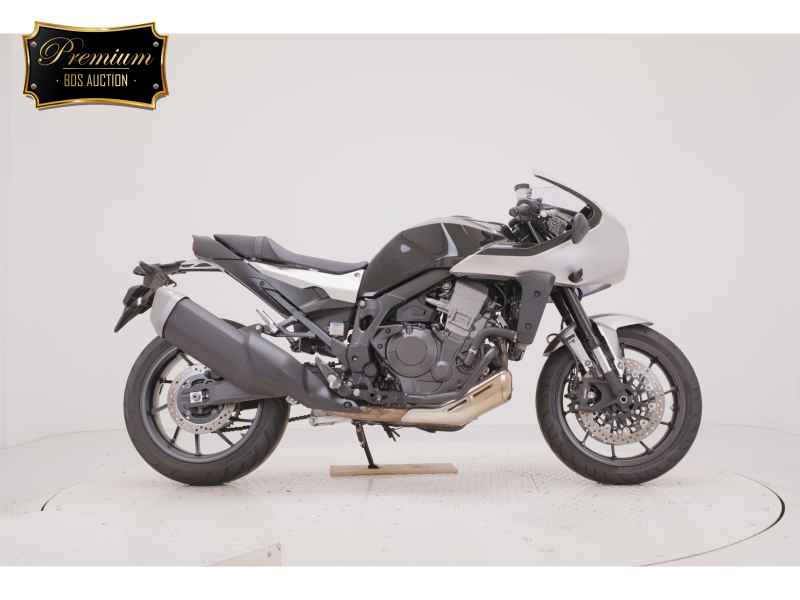 Honda Hawk 11 2023