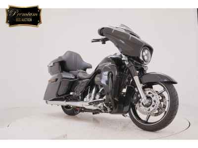 Harley-Davidson Street Glide FLHXS114 2017