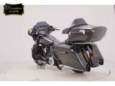 Harley-Davidson Street Glide FLHXS114 2017