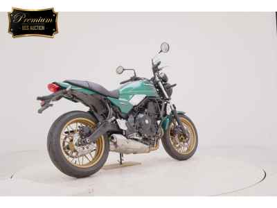 Kawasaki Z650RS 2025
