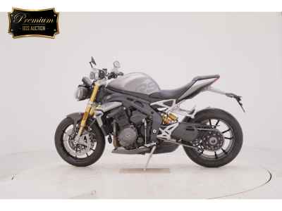 Triumph Speed Triple 1200 RS 2021