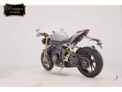 Triumph Speed Triple 1200 RS 2021