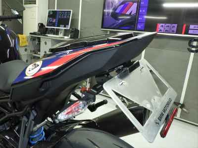 BMW M1000R 2023
