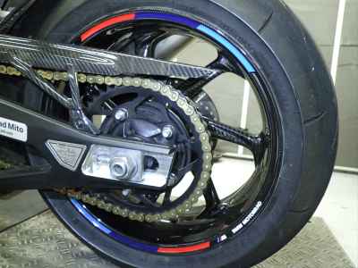 BMW M1000R 2023