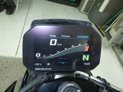 BMW M1000R 2023