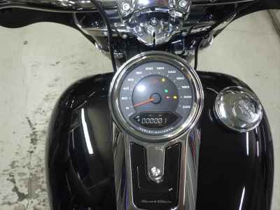Harley-Davidson Sport Glide FLSB107 2025