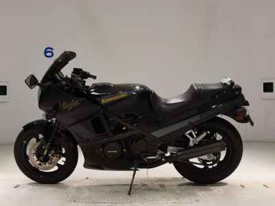 Kawasaki GPZ400R 1988