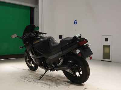 Kawasaki GPZ400R 1988