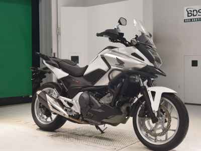 Honda NC750X DCT 2017
