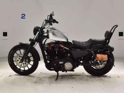 Harley-Davidson Sportster Iron XL883N 2013