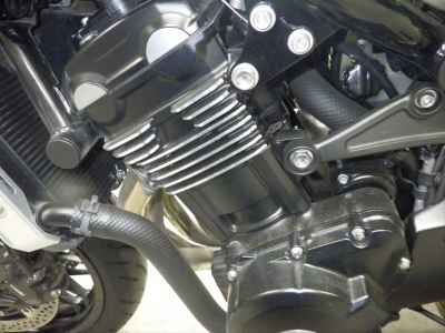 Kawasaki Z900RS 2023