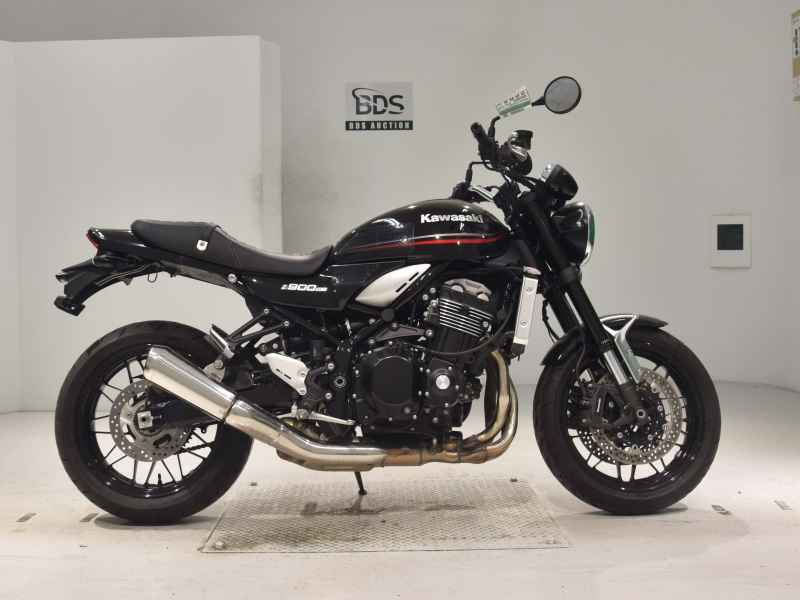 Kawasaki Z900RS 2023