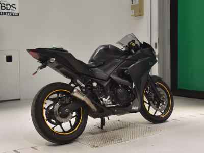Yamaha YZF-R25 2018